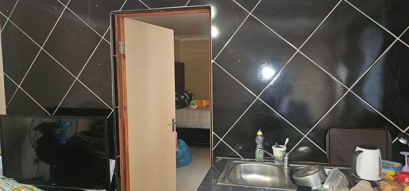 9 Bedroom Property for Sale in Mandalay Western Cape